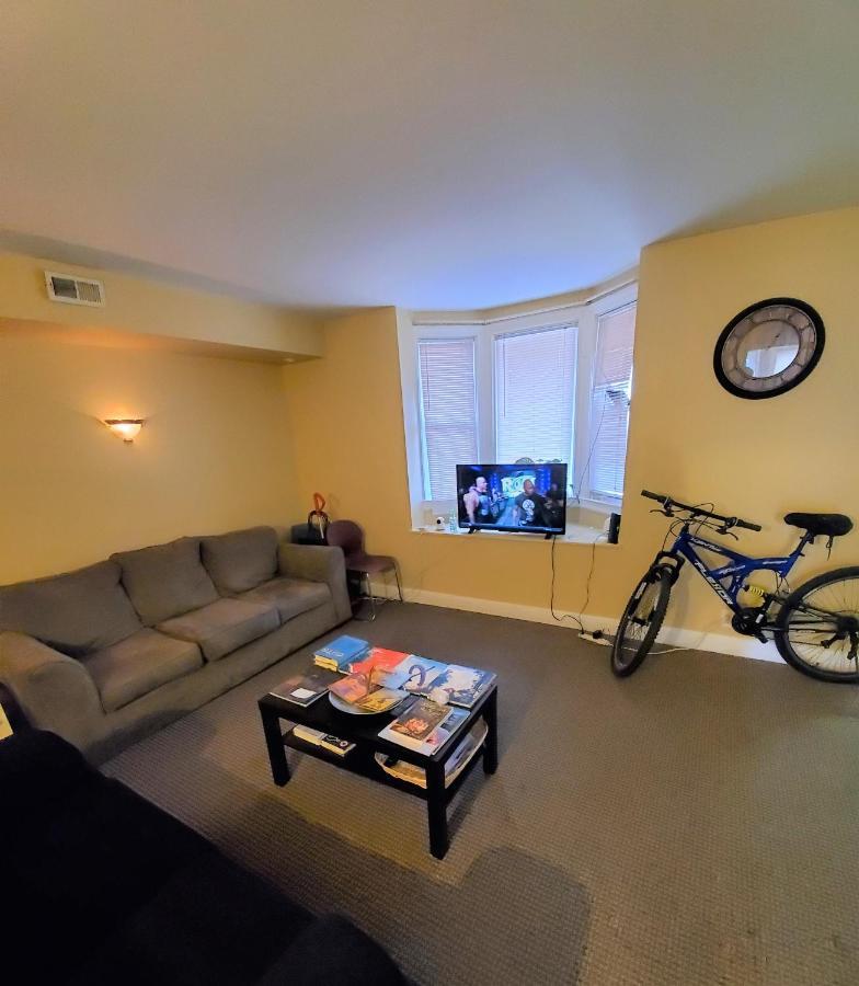 Short Term Rental Hotel Style Stay 5 Minutes To Downtown Baltimore Buitenkant foto